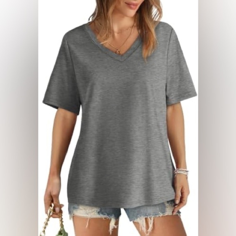 NWT Aokosor Grey women’s vneck tshirt